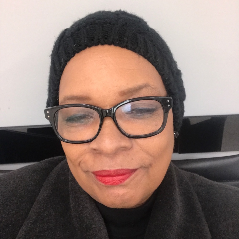 Meet your Posher, Lorna